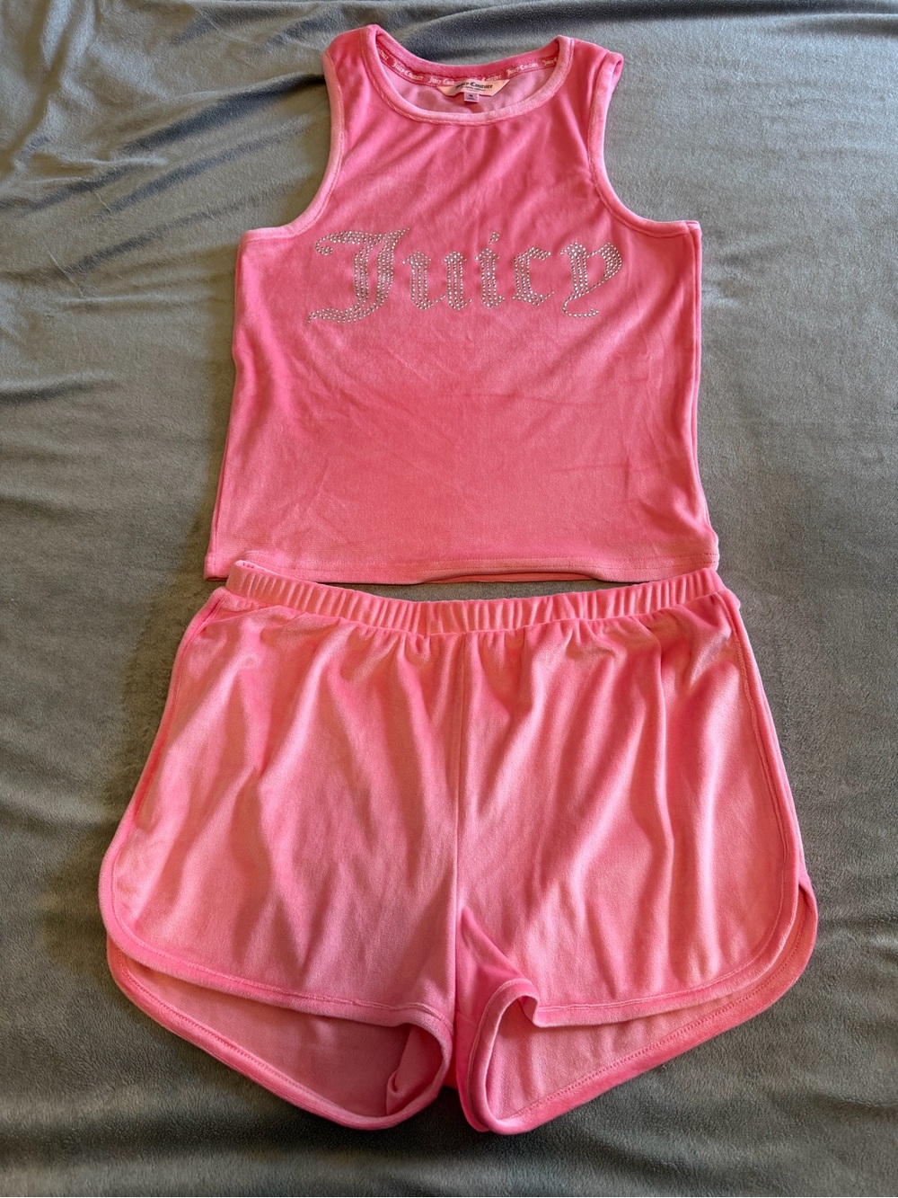 Juicy Couture Pink Velour Tank Rhinestone Top & Shorts Lounge Set Size M NWOT